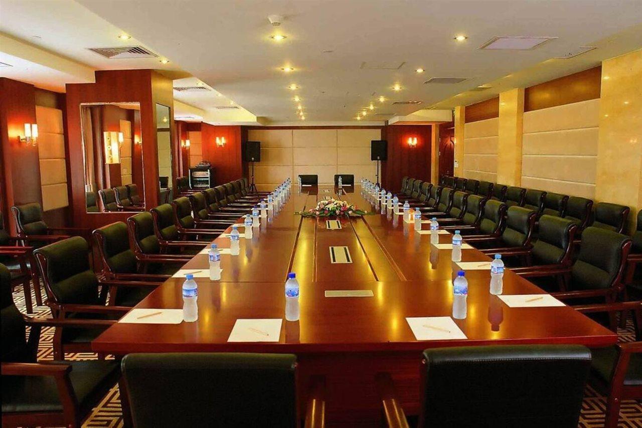 Puxi New Century Hotel שנגחאי מראה חיצוני תמונה