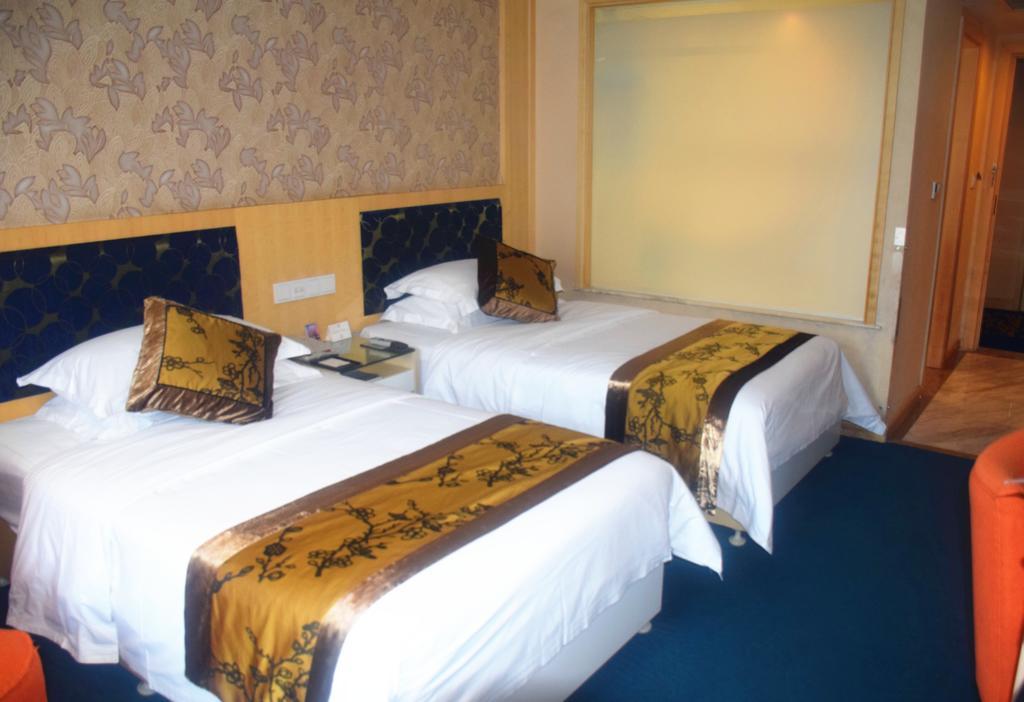 Puxi New Century Hotel שנגחאי מראה חיצוני תמונה