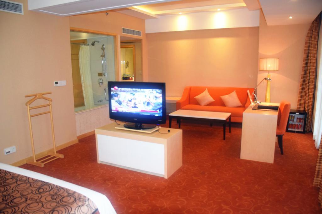 Puxi New Century Hotel שנגחאי מראה חיצוני תמונה